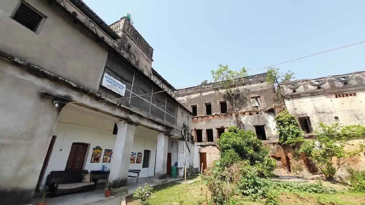 Raipur Ruins: A Palace to Remember