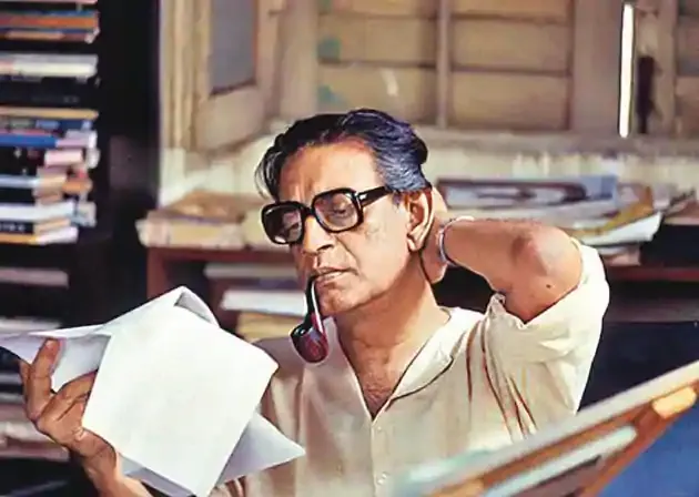 A classic snap of Satyajit Ray; Source: Hindustan Times